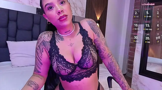 Monsserate_carter - Spank ass and shake