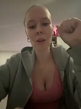 JanaLady - Go Doggy + Slap Ass 🍑