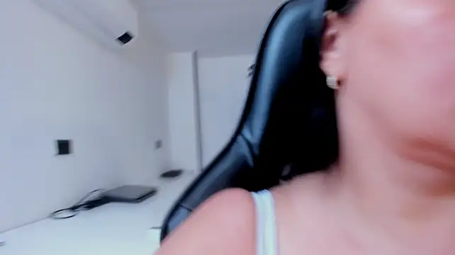 Natural_bigboobs