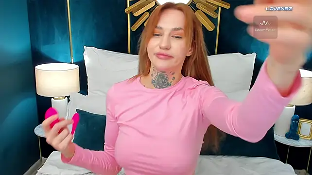 DeepLaura - panties off