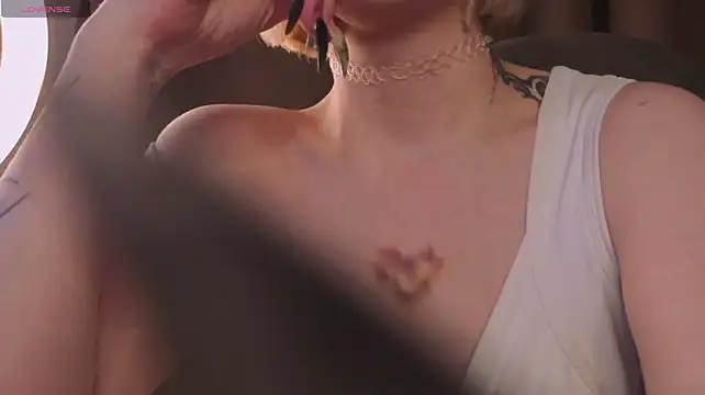 _Silknsin777 - bounce & squeeze my tits