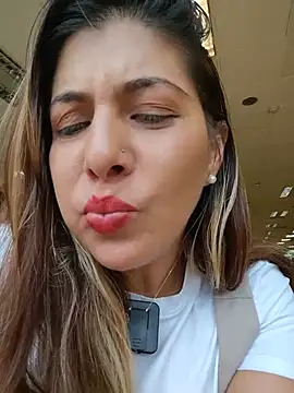 Scarlett_moore