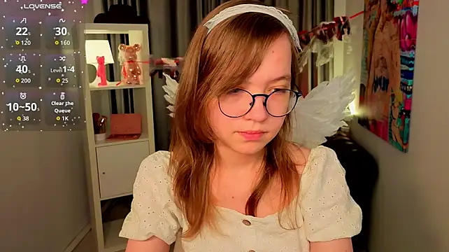 LiaBroock - feet show