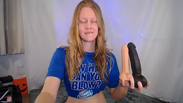 Naughtyfox89 - Suck Dildo