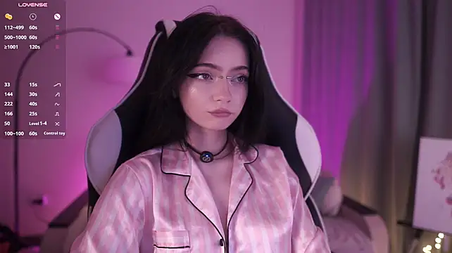 Miuri_miy - Cameltoe teasing