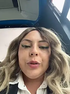 Bela-outdoor - Drooling tits + milk in public