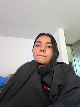 Isabella_vega1 - Show crema