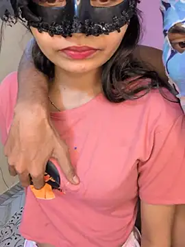 Tina_verma01 - Show ass in doggy 🍑🥰