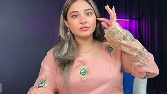 Demieliss - ''''shower some love'''''🦋 🎀
