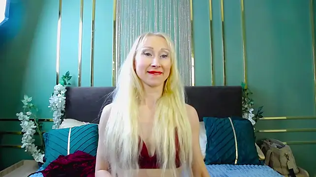 KissDreamm - 5 spanks on the ass in doggy style
