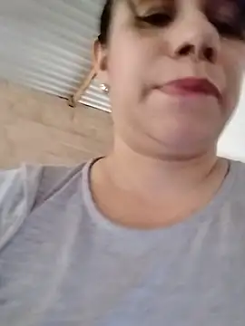 MIA-LARIOS - Masturbacion + orgasmo ♥️