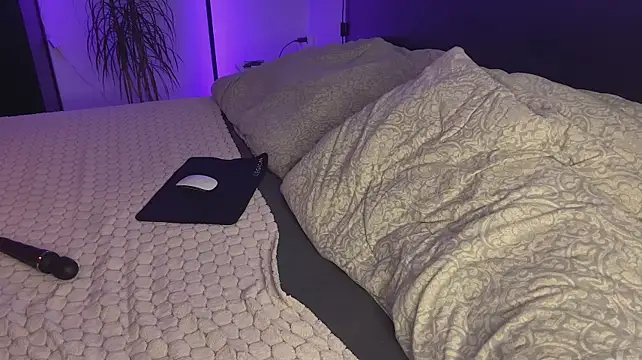 Spottyyy - Rub my puss 3 mins! 🔥