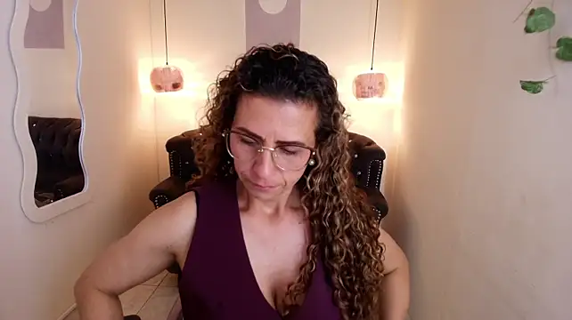 Angelbluemilf - Madura Shows You How to Suck It