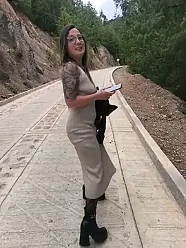 VALELUXX - Fingers in pussy 😈😈