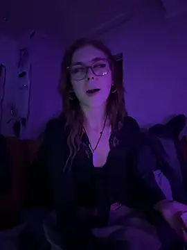 Alina-420 - Show Pussy