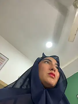 Malika_Noor - Do you want to spank me?😏