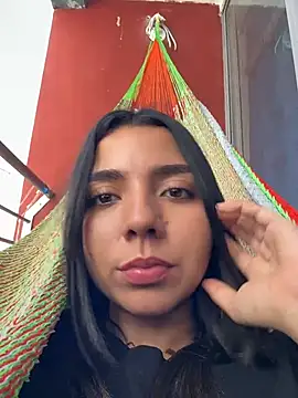 Isabella_vega1 - Show crema