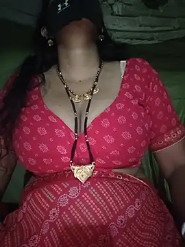 Sexyradha_