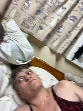 Blueiceeyes - Cock rubbing on pussy 3 min