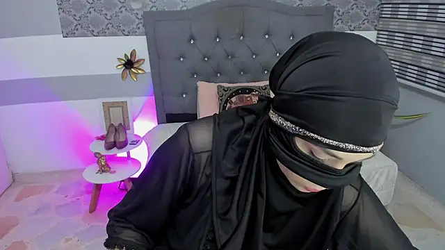 Jalima_sabag - naked and squirt