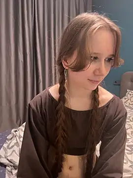 SweetieKitty1 - Tour of my little body
