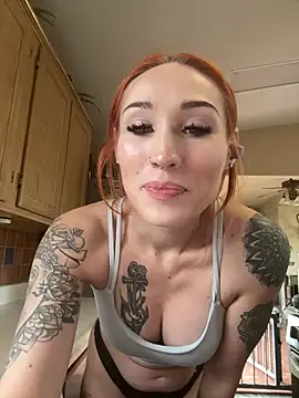 ThornsandHoney - Drop oil on ass and spank x10