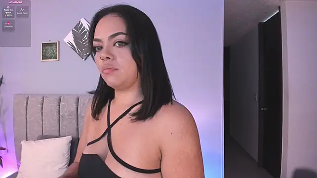 AxelandLara - Perfect tits, show me 😏🍒