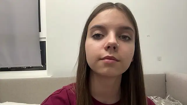 LisaPorse - show panties color