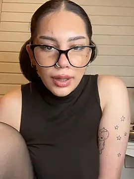 Lora_meow - bugyi le+ujjazás❤️