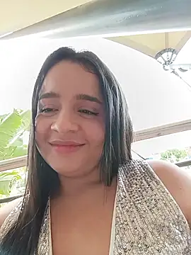 Julieth_hot-69 - Topless in the store 😈🍒