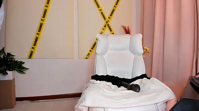 Silvanna-Moree - play dildo crystal in ass 🔥💦 (10min)