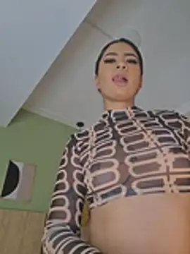 Isa_Roses - TIME TO RUB MY CLIT ⏰✋🍑