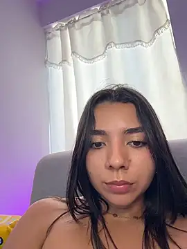 Isabella_vega1 - Show crema