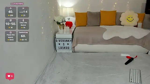 KVerunce - 🩷 NAKED BODY - PLAY PUSSY .