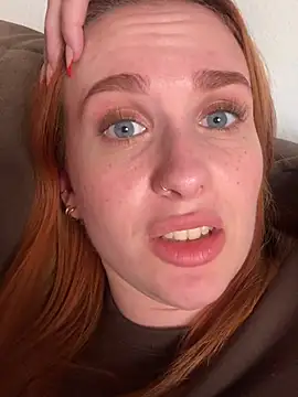 ChiaraVelvet - Show Boobs and Play🥵