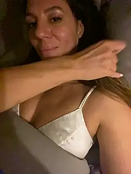 AnnaFlowerBabe - Dirty talk outdoor 💦😘😘