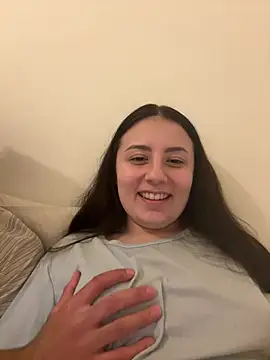 Angela80 - Complètement nue