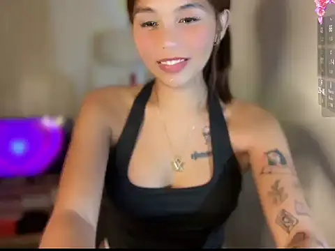 _petitegirlx69_ - love this cute asian girl