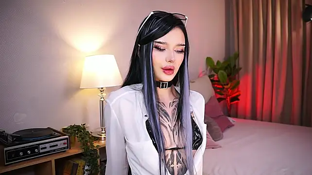 SpicyKaisy - Squeeze my butt close to u