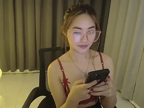 Sexybabedine - naked squirt