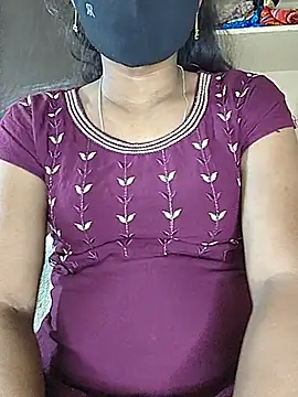 Malikasharavatea - Face full open ni public show