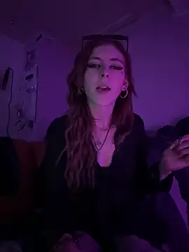 Alina-420 - Show Pussy