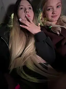 Elsawhere - OFF UR PANTS ELSA!! BE NAUGHTY IN UBER