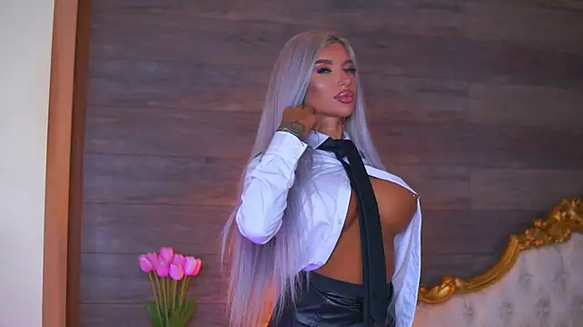Juicy_Jessye - Warm me up with your touches