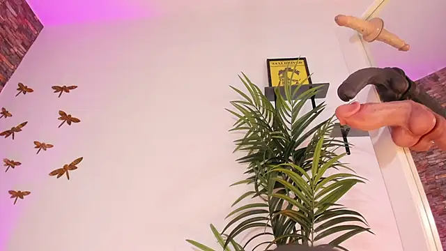 Emaa_lambert - BLOWJOB BBC 30 CM + SALIVA