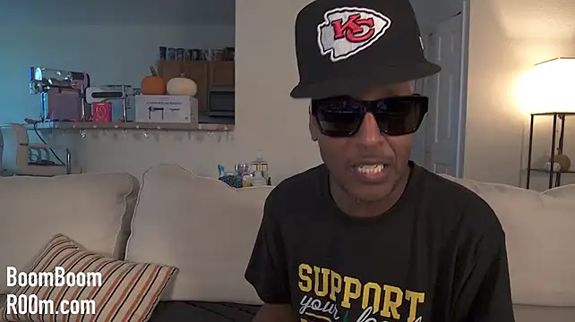 Boomboomr00m - Naked Twerk + Pole Dance 🪩