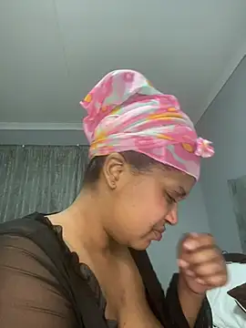 Amberr_Roose