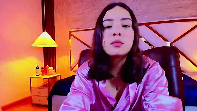 PamelaCollinsVS - oil in my boobs + spank x5