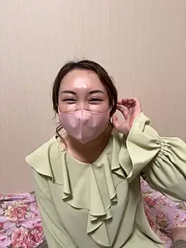 Anna_22 - 上ぽいして谷間あーっぷ