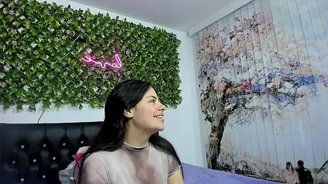 Aylin_Esquivel - remove garment + dance sensual